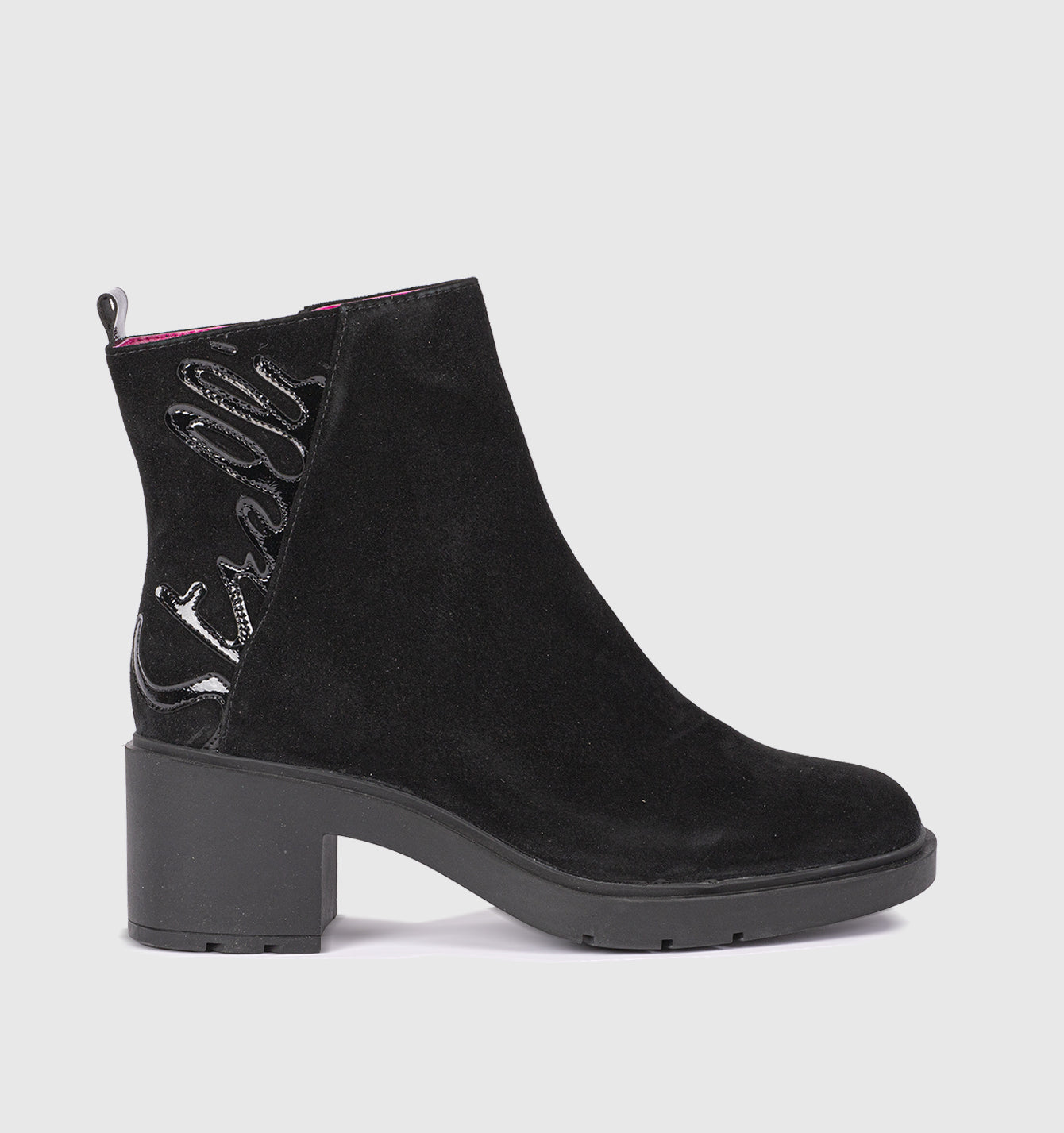 Women black boots 24W20-01